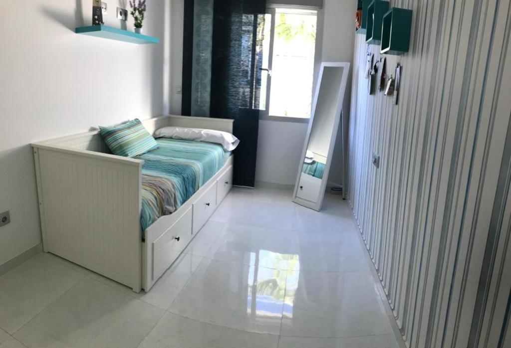 Villa Luxury - Private Pool - Wifi - Solarium Аликанте Экстерьер фото